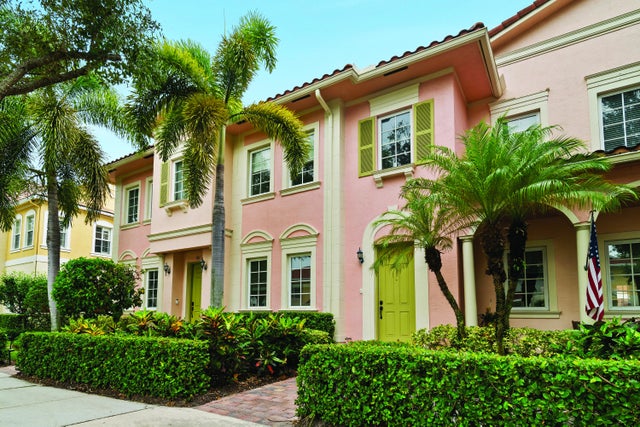 2 of 28 - 737 Dakota Drive, Jupiter, FL