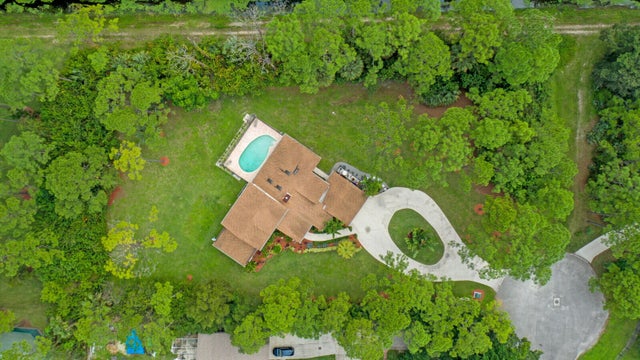 1 of 35 - 17520 Bridle Court Nw, Jupiter, FL
