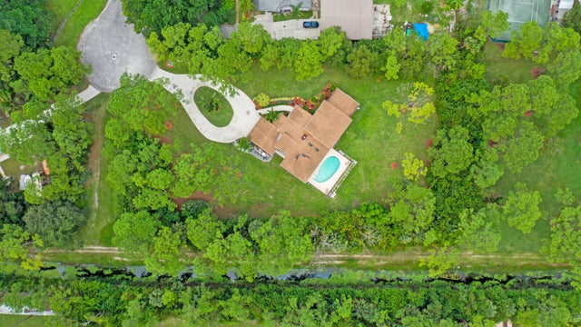 4 of 35 - 17520 Bridle Court Nw, Jupiter, FL