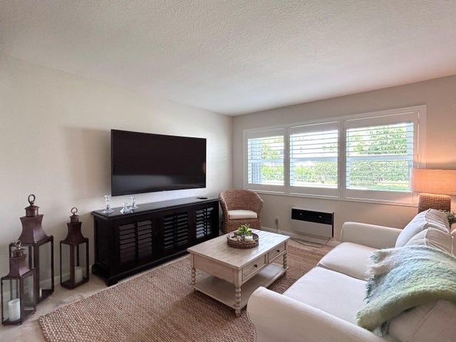 4 of 57 - 200 Horizons W #111, Boynton Beach, FL