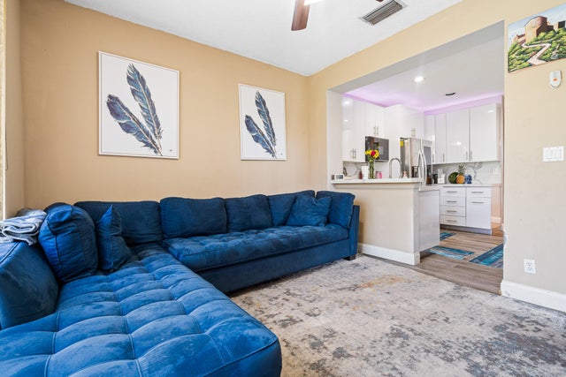 5 of 38 - 15822 Sw 10 Street, Pembroke Pines, FL