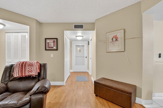 1 of 30 - 3871 Via Poinciana #404, Lake Worth, FL
