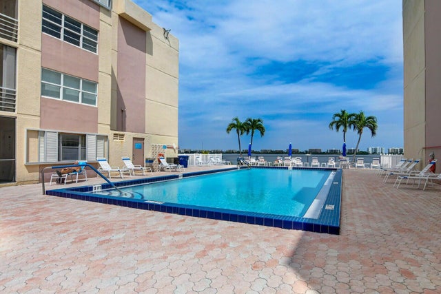 1 of 11 - 1502 S Lakeside Drive #103, Lake Worth Beach, FL