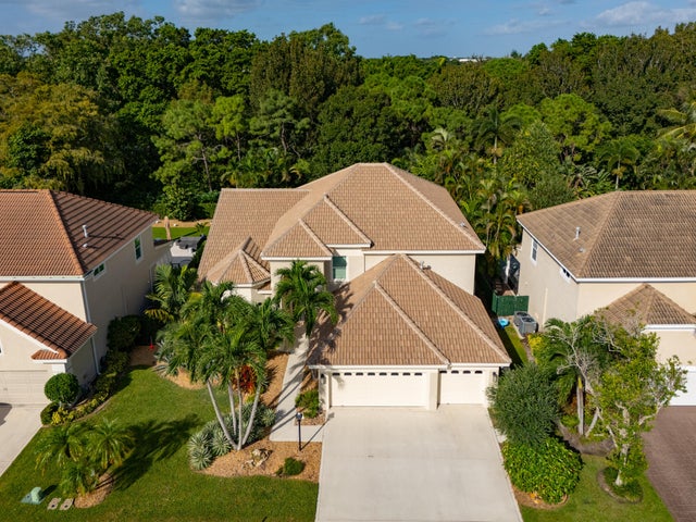 5 of 27 - 157 Oakwood Lane, Palm Beach Gardens, FL