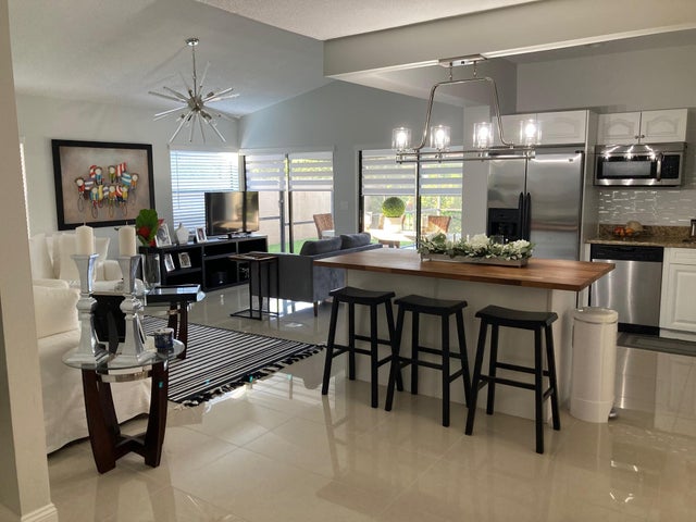3 of 27 - 7615 Solimar Circle, Boca Raton, FL