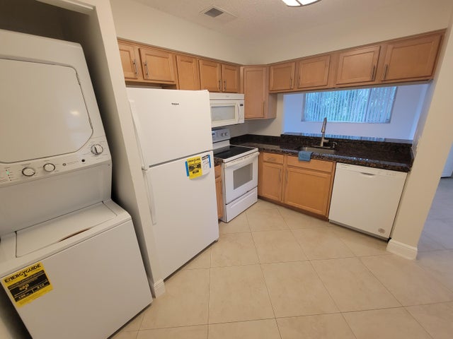 5 of 36 - 4208 Glenmoor Drive, West Palm Beach, FL