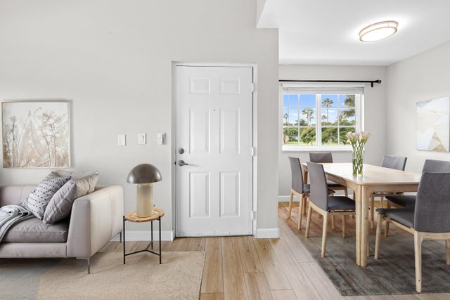 3 of 31 - 7856 Sonoma Springs Circle #208, Lake Worth, FL