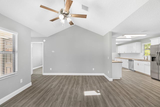 5 of 36 - 866 Beard Avenue, Sebastian, FL