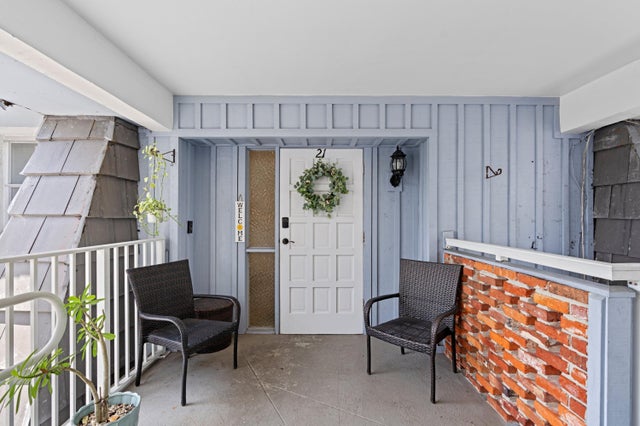 Photo of 419 Pine Tree Ct #21, Atlantis FL