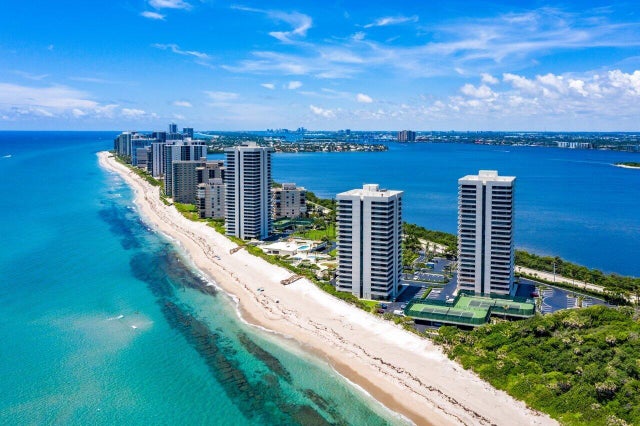1 of 40 - 5540 N Ocean Drive #1c, Singer Island, FL