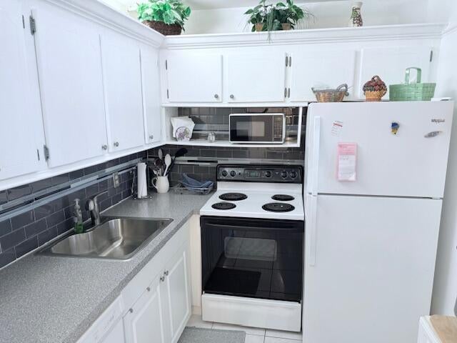 1 of 37 - 171 Oakridge L #171, Deerfield Beach, FL