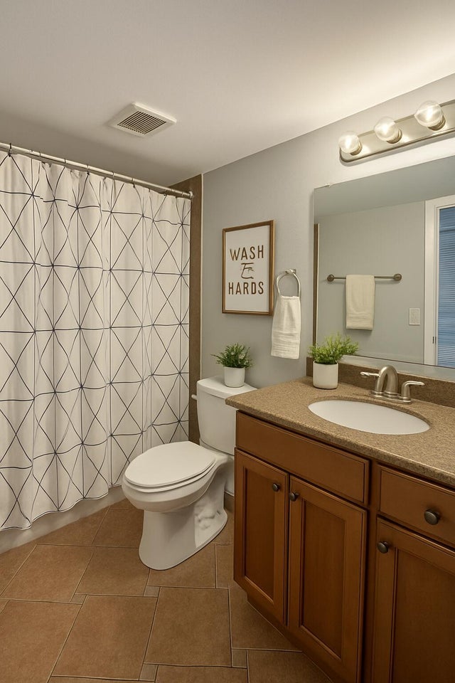 3 of 8 - 104 Paradise Harbour Boulevard #112, North Palm Beach, FL