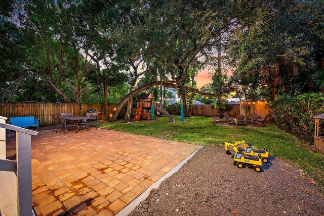 5 of 42 - 502 N Loxahatchee Drive #a, Jupiter, FL