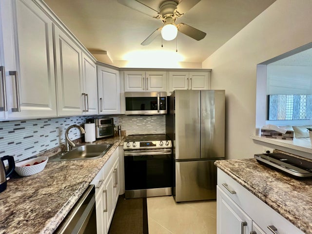 4 of 28 - 172 Tilford I, Deerfield Beach, FL