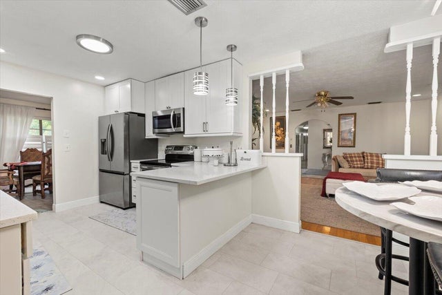 5 of 21 - 3700 Avenue L Avenue, Fort Pierce, FL