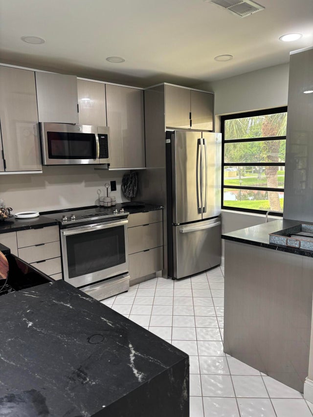 3 of 16 - 21219 Lago Circle #5l, Boca Raton, FL