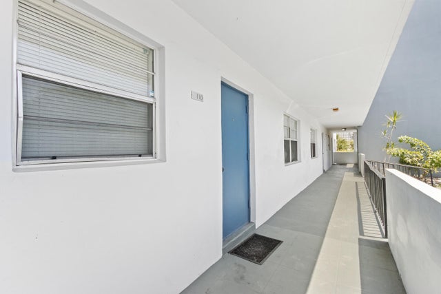 3 of 18 - 1630 Embassy Drive #110, West Palm Beach, FL