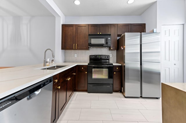 4 of 23 - 6435 Park Lake Circle, Boynton Beach, FL