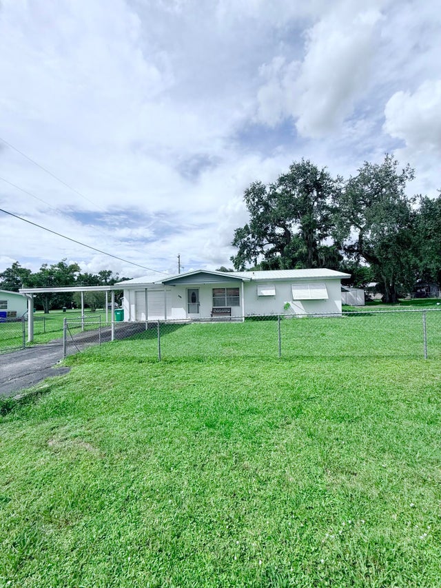 1 of 25 - 803 Se 13th Street, Okeechobee, FL