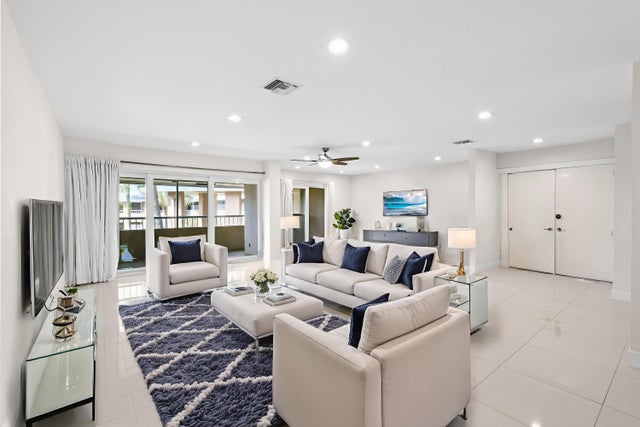 5 of 43 - 1100 Surf Road #214, Singer Island, FL