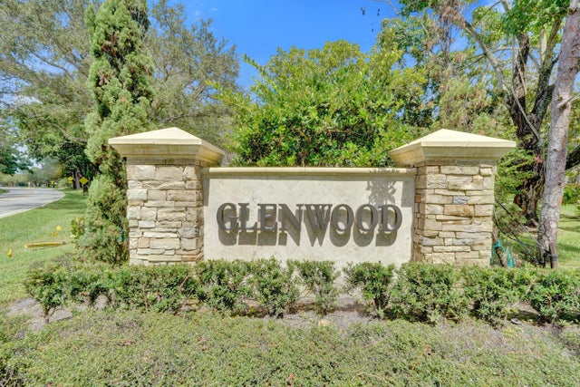 2 of 51 - 526 5th Terrace, Palm Beach Gardens, FL