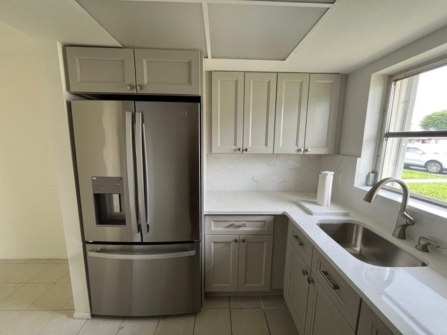 1 of 23 - 2878 Ashley Drive E #g, West Palm Beach, FL
