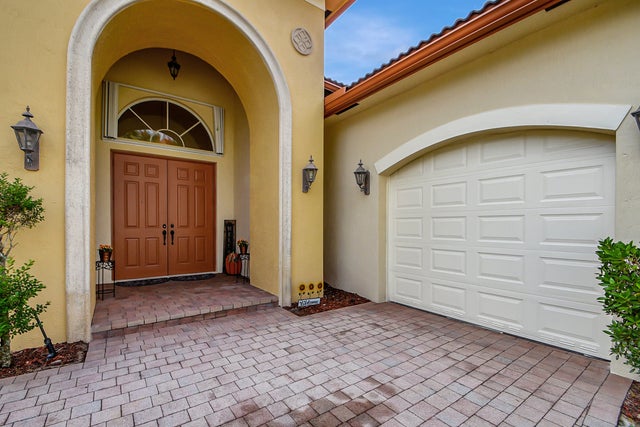 4 of 48 - 8123 Woodslanding Trail, West Palm Beach, FL