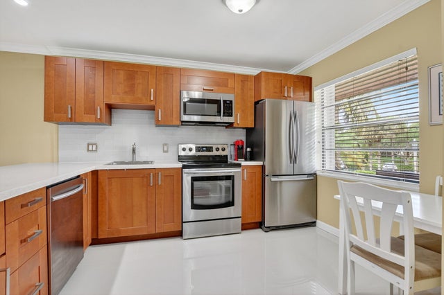 5 of 34 - 9268 Vista Del Lago #26d, Boca Raton, FL