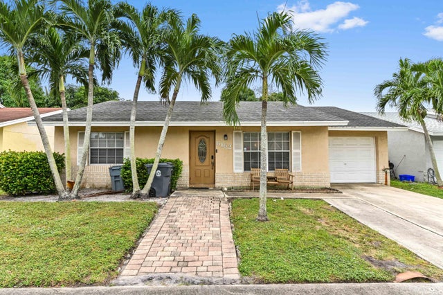 1 of 26 - 6162 Arcade Court, Lake Worth, FL
