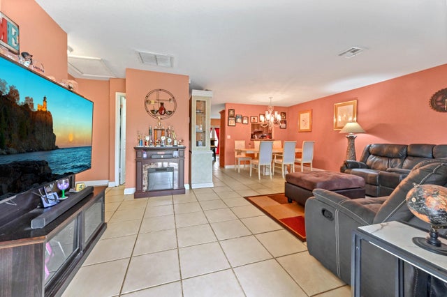 3 of 26 - 6162 Arcade Court, Lake Worth, FL