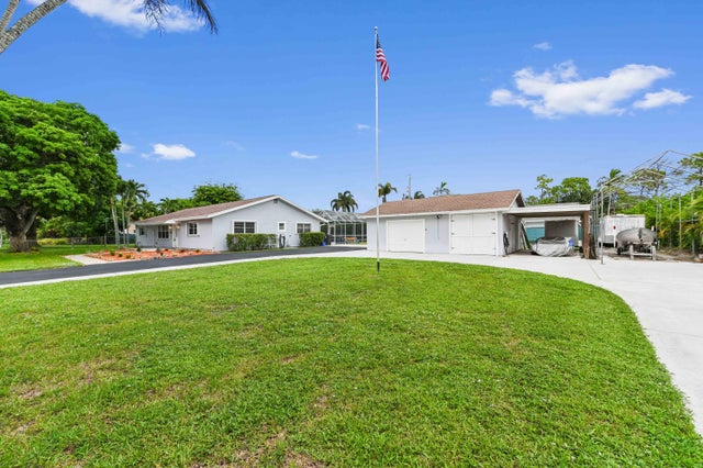 2 of 49 - 7343 Seabreeze Drive, Lake Worth, FL