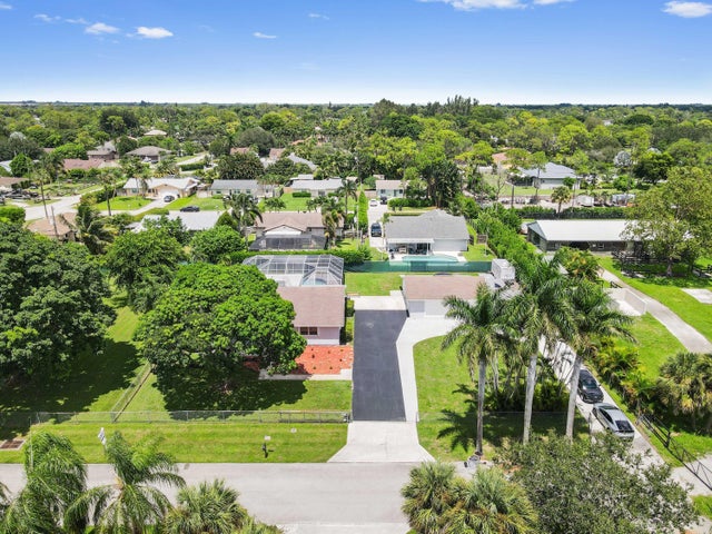 4 of 49 - 7343 Seabreeze Drive, Lake Worth, FL