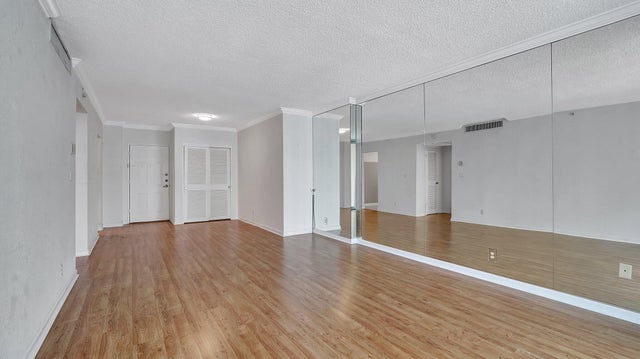 5 of 41 - 2501 S Ocean Drive #1108, Hollywood, FL