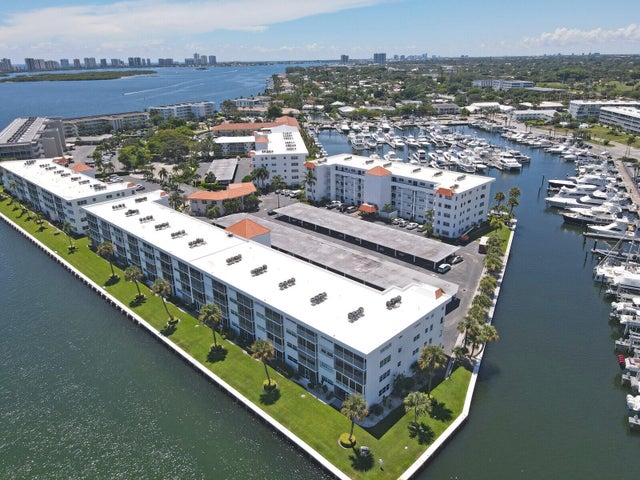 1 of 28 - 20 Yacht Club Drive #403, North Palm Beach, FL