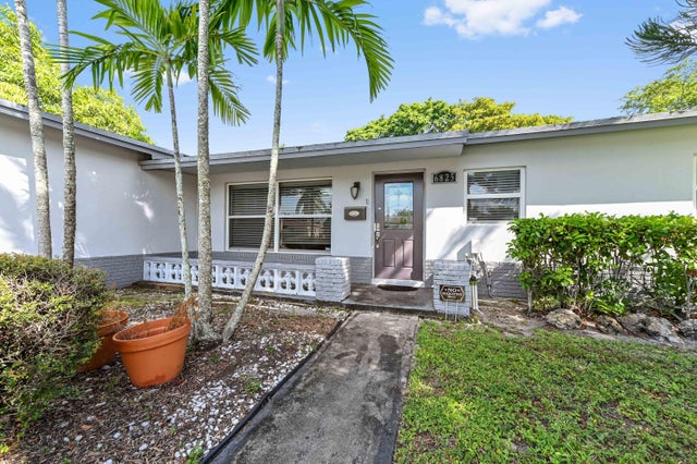 4 of 29 - 6825 Broadmoor, North Lauderdale, FL