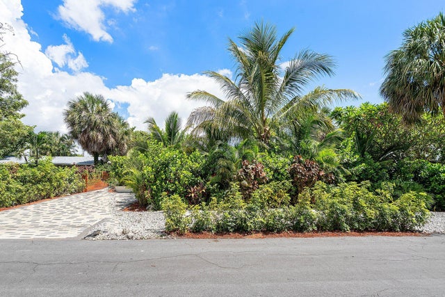 3 of 43 - 2041 Ne 30th Street, Fort Lauderdale, FL