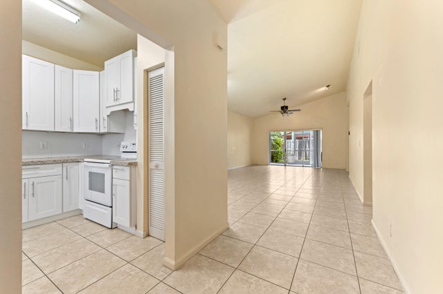 3 of 28 - 12215 Brisbane Lane, Wellington, FL