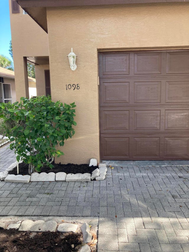 4 of 29 - 1098 Winding Rose Way, West Palm Beach, FL