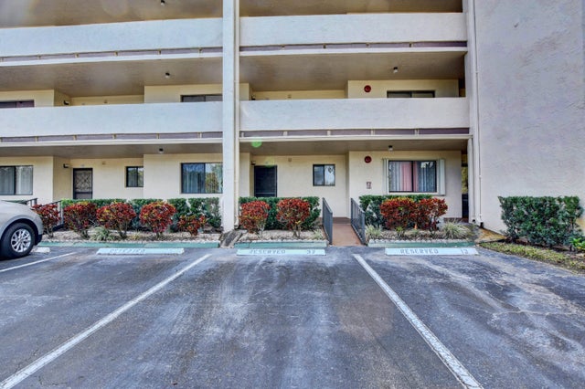 2 of 20 - 3154 Via Poinciana #114, Lake Worth, FL