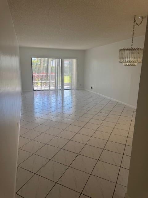4 of 20 - 3154 Via Poinciana #114, Lake Worth, FL
