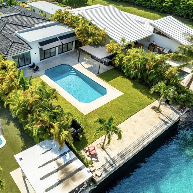 3 of 44 - 7610 Bayside Lane, Miami Beach, FL