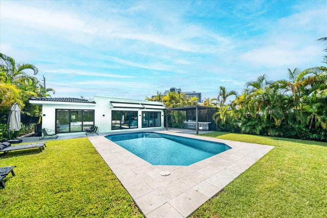 5 of 44 - 7610 Bayside Lane, Miami Beach, FL