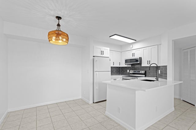 3 of 32 - 4695 Lucerne Lakes Boulevard #103, Lake Worth, FL