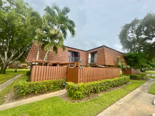 105 1st Lane, Greenacres