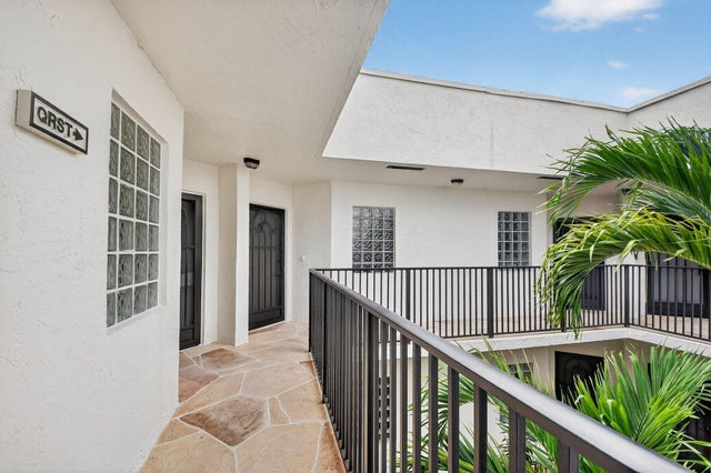 2 of 47 - 5157 Floria Way #r, Boynton Beach, FL