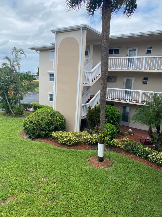 1 of 20 - 2856 S Garden Drive S #201, Lake Worth, FL
