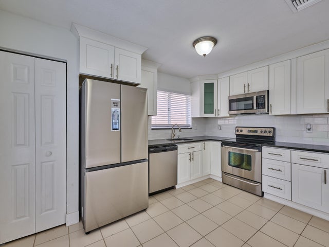 4 of 30 - 6813 Torch Key Street, Lake Worth, FL