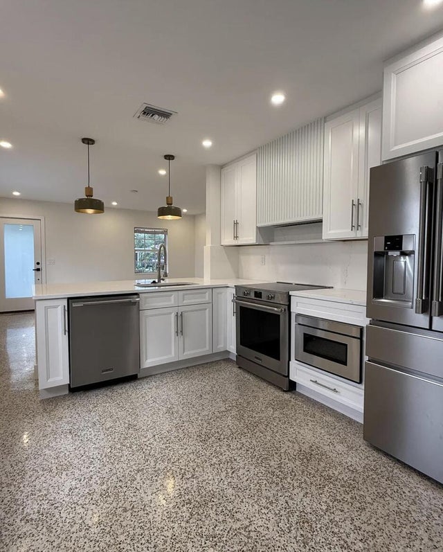 3 of 3 - 335 Cornell Drive, Lake Worth, FL