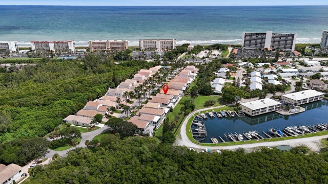2 of 36 - 143 Pepper Lane, Jensen Beach, FL