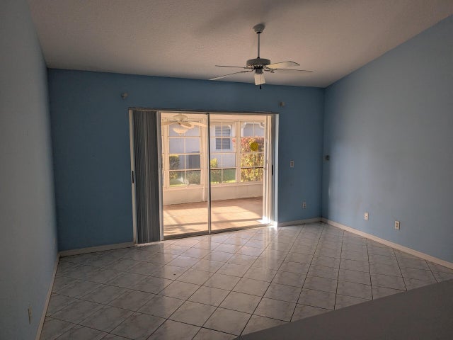 4 of 15 - 375 Nw Sherry Lane, Port Saint Lucie, FL